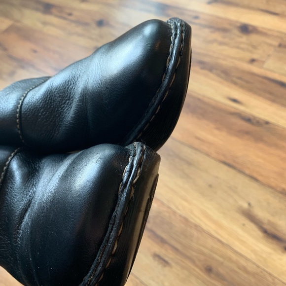 Black Leather Born Clogs - Picture 7 of 8